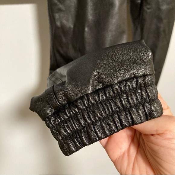 Spanx Black Faux Leather Like Pull On Jogger Pants NWOT - Picture 15 of 15